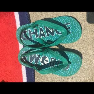 Flip flops with strap